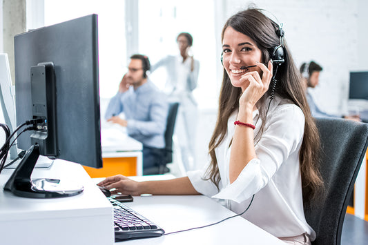 7 Integral Online Customer Support Skills To Ace Your CX!